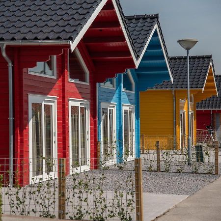 Luxe Chalets In Zeeland Aan De Kust Sint Annaland Εξωτερικό φωτογραφία
