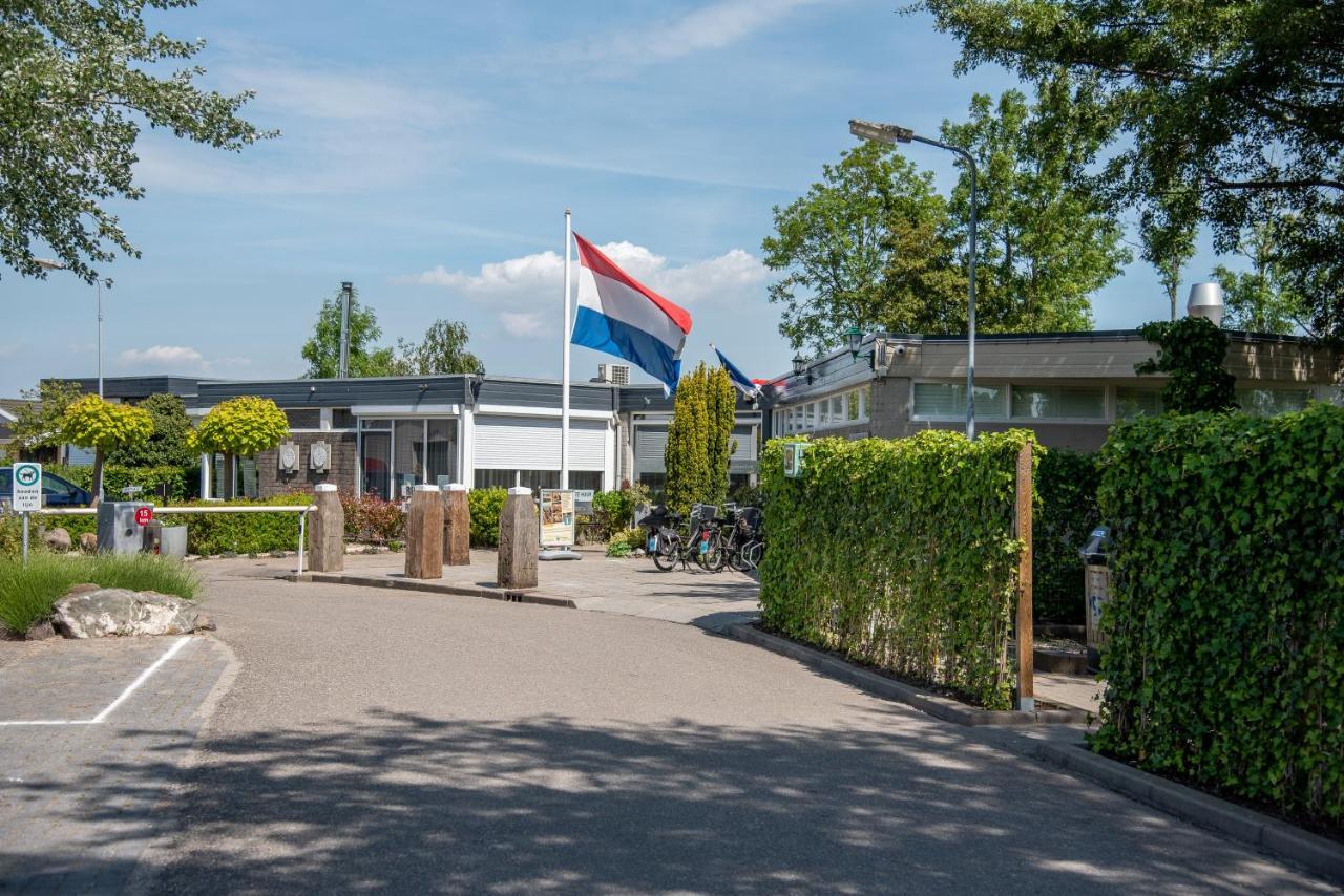 Luxe Chalets In Zeeland Aan De Kust Sint Annaland Εξωτερικό φωτογραφία