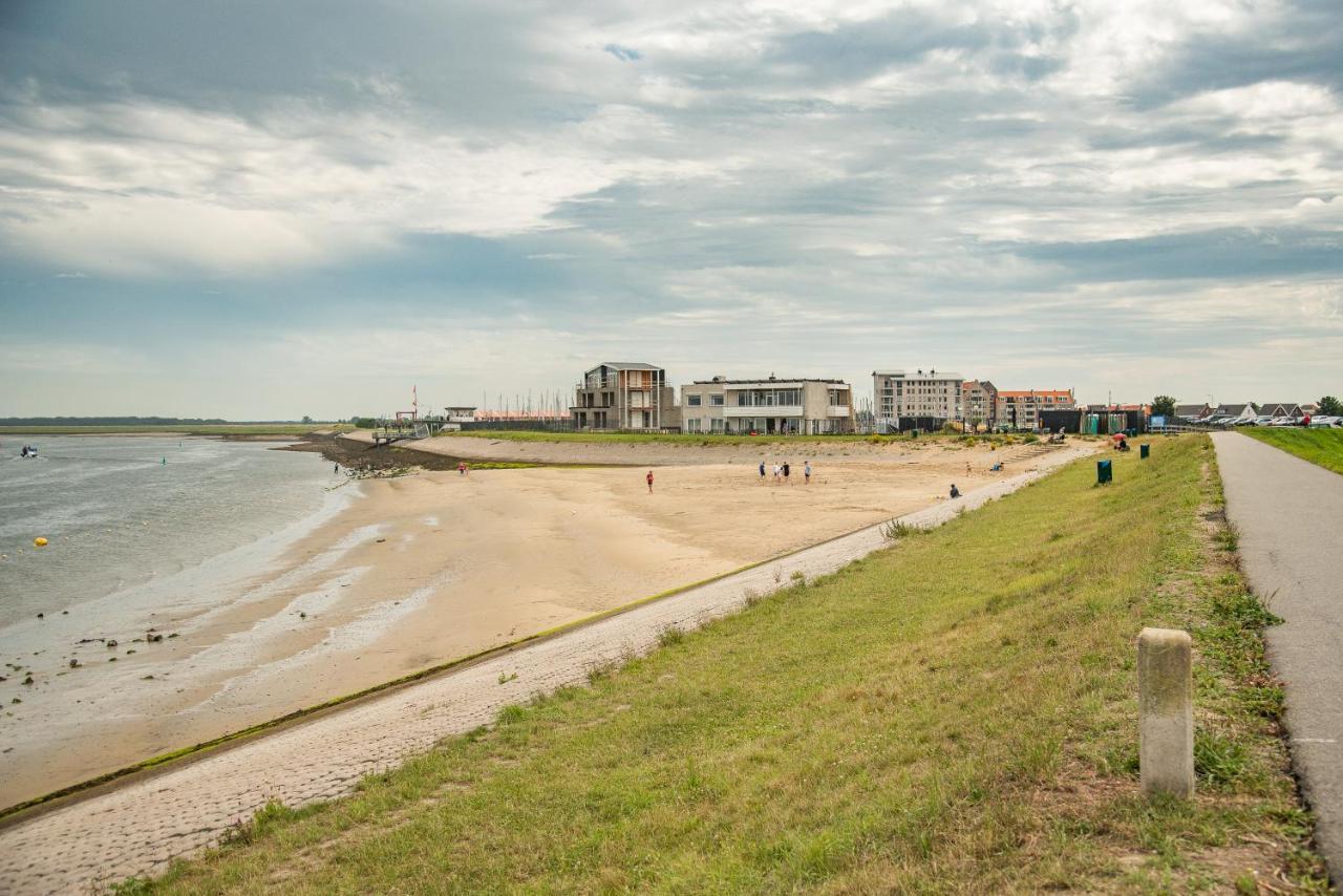 Luxe Chalets In Zeeland Aan De Kust Sint Annaland Εξωτερικό φωτογραφία