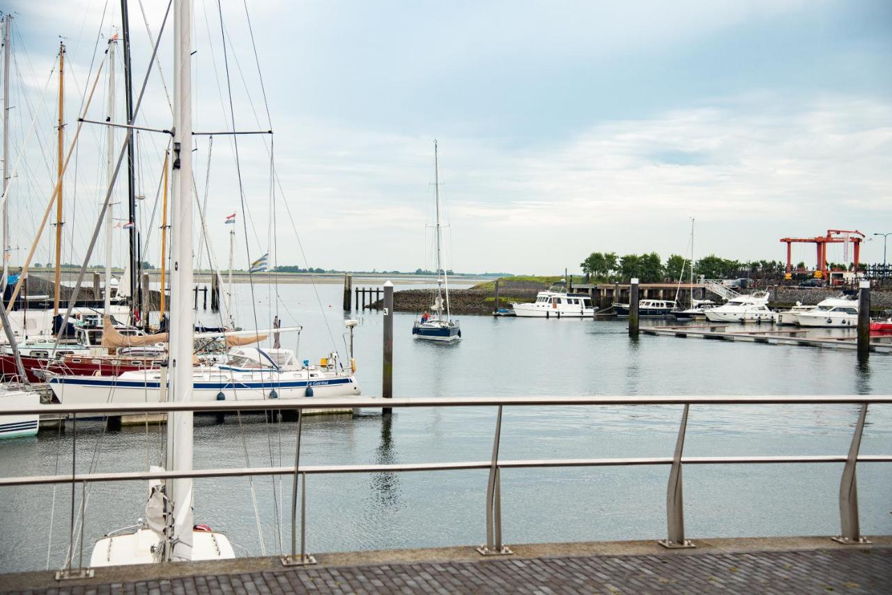 Luxe Chalets In Zeeland Aan De Kust Sint Annaland Εξωτερικό φωτογραφία