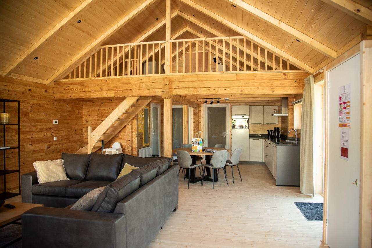 Luxe Chalets In Zeeland Aan De Kust Sint Annaland Εξωτερικό φωτογραφία