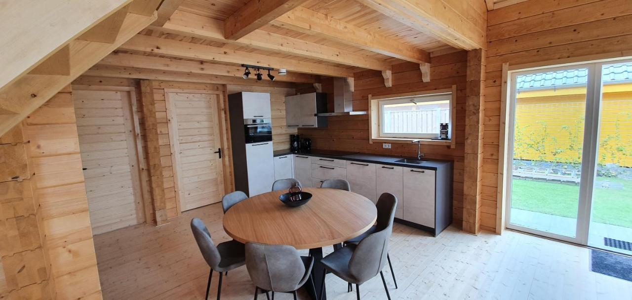 Luxe Chalets In Zeeland Aan De Kust Sint Annaland Εξωτερικό φωτογραφία
