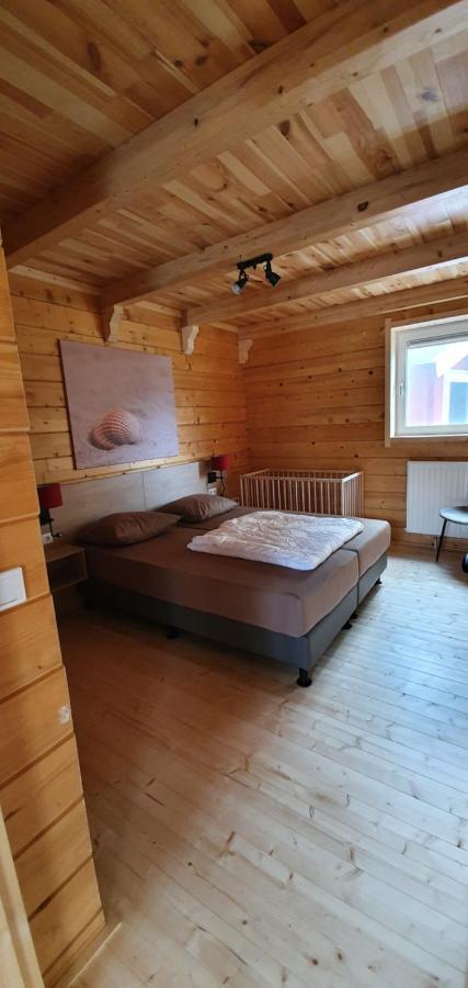 Luxe Chalets In Zeeland Aan De Kust Sint Annaland Εξωτερικό φωτογραφία